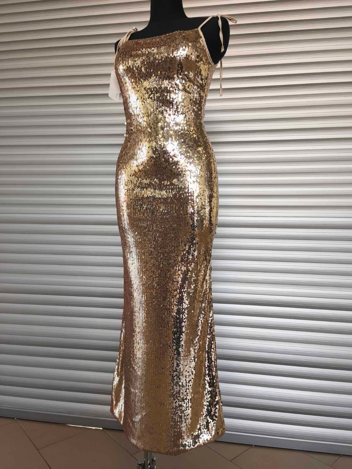 Auksu žėrinti ilga suknelė - Image 6